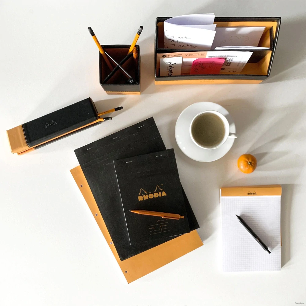 Poznámkový blok Rhodia Basics, A4, 80 listov, štvorčekový, čierny, Clairefontaine